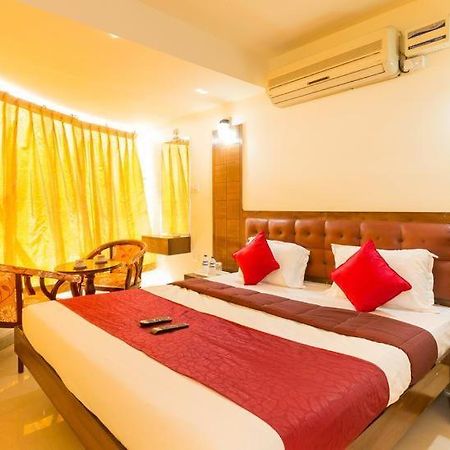 Hotel Clifton Hyderabad Bagian luar foto
