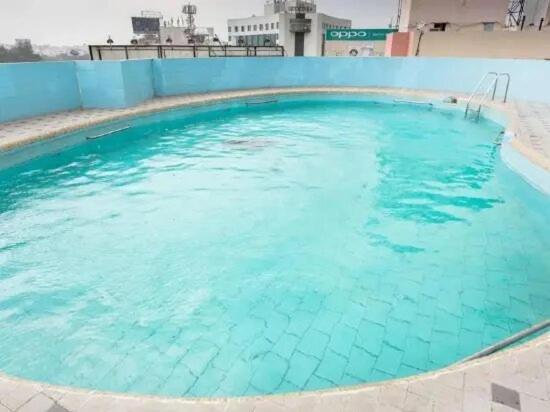 Hotel Clifton Hyderabad Bagian luar foto